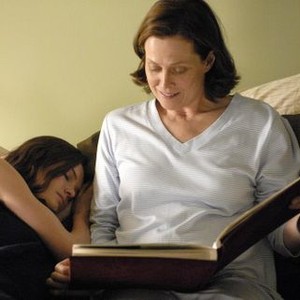 THE GIRL IN THE PARK, from left: Kate Bosworth, Sigourney Weaver, 2007. ©Weinstein Company