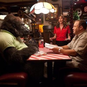 ZOOKEEPER, Jackie Sandler, (back), Kevin James (right), 2011. Ph: Tracy Bennett/©Sony Pictures