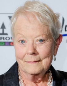 Annette Crosbie