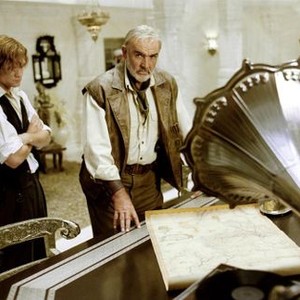 THE LEAGUE OF EXTRAORDINARY GENTLEMEN, Shane West, Sean Connery, Peta Wilson, 2003, TM & Copyright (c) 20th Century Fox Film Corp. All rights reserved.