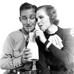 RHYTHM ON THE RANGE, Bing Crosby, Frances Farmer drinking milk together, 1936