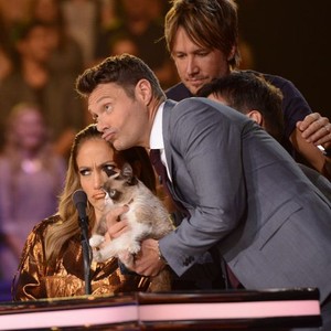American Idol, Jennifer Lopez (L), Ryan Seacrest (C), Keith Urban (R), 'Top 6 Finalists Perform', Season 13, Ep. #30, 04/23/2014, ©FOX