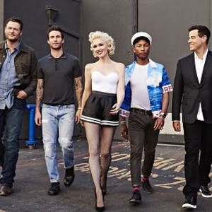 Blake Shelton, Adam Levine, Gwen Stefani, Pharrell Williams and Carson Daly (from left)
