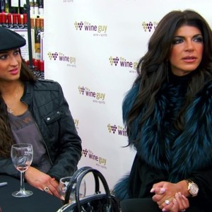 The Real Housewives of New Jersey, Amber Marchese (L), Teresa Giudice (R), 'Roses Are Red, Dinah Is Blue', Season 6, Ep. #7, 08/24/2014, ©BRAVO
