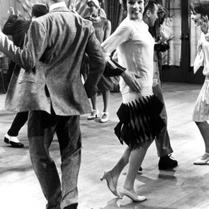 THOROUGHLY MODERN MILLIE, James Fox, Julie Andrews, 1967, dancing at a party