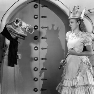 ALICE IN WONDERLAND, from ledt: Sterling Holloway as The Frog, Charlotte Henry, 1933