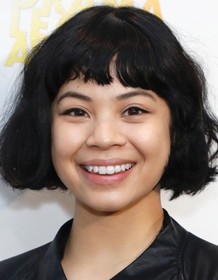 Eva Noblezada
