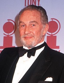 Roy Dotrice