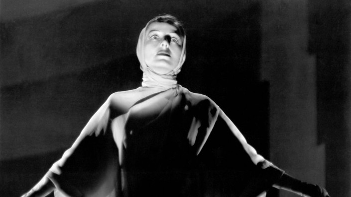 She Filme She Movie 1935 60 Photos - Moonagedaydream.film