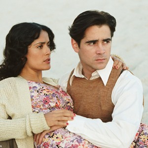 (L-R) Salma Hayek as Camilla and Colin Farrell as Arturo in "Ask the Dust." photo 19