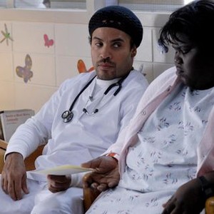 PRECIOUS, (aka PRECIOUS: BASED ON THE NOVEL PUSH BY SAPPHIRE, aka PUSH: BASED ON THE NOVEL BY SAPPHIRE), from left: Lenny Kravitz, Gabourey 'Gabby' Sidibe, 2009. Ph: Anne Marie Fox/©Lions Gate
