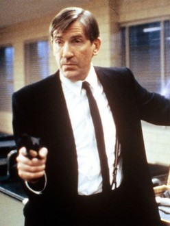 フールズ・オブ・フォーチュン Fools of Fortune (1990) - IMDb