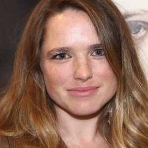 Jacqueline Byers - Rotten Tomatoes