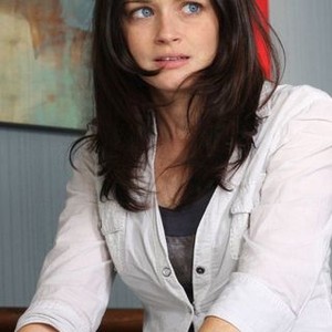 The Kate Logan Affair (2010) photo 3