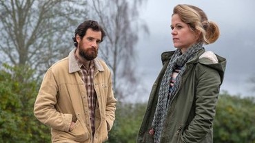 Deep water season discount 1 episode 1