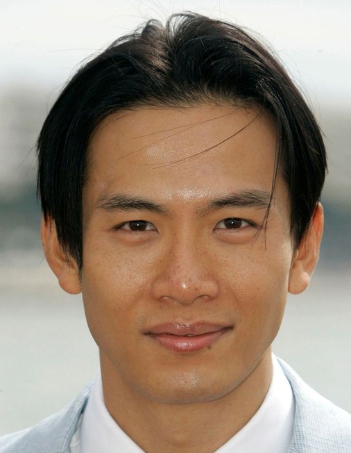 Yuwu Qi