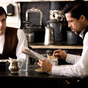 THE ASSASSINATION OF JESSE JAMES BY THE COWARD ROBERT FORD, Casey Affleck as Robert Ford, Brad Pitt as Jesse James, 2007. ©Warner Bros.