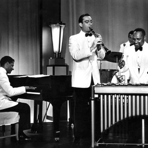 THE BENNY GOODMAN STORY, Teddy Wilson, Steve Allen, Lionel Hampton, Gene Krupa (back), 1955