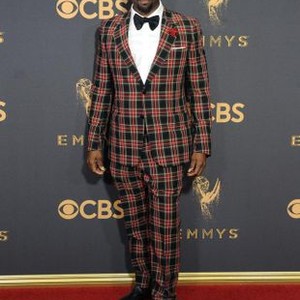 Deon Cole at arrivals for The 69th Annual Primetime Emmy Awards 2017 - Arrivals 3, Microsoft Theater L.A. Live, Los Angeles, CA September 17, 2017. Photo By: Dee Cercone/Everett Collection