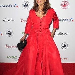 Debbie Allen at arrivals for The Carousel of Hope 2018, The Beverly Hilton Hotel, Beverly Hills, CA October 6, 2018. Photo By: Priscilla Grant/Everett Collection
