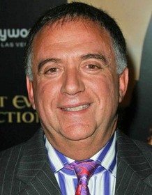 Robert Earl