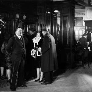 BLACKMAIL, Anny Ondra (center), 1929