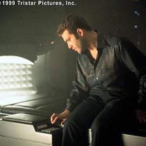 A prime suspect in a murder investigation, Douglas Hall (Craig Bierko) prepares to enter a computer-simulated universe to find the truth and clear his name. photo 5