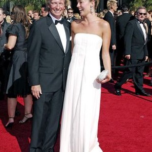 Nigel Lythgoe, Cat Deeley at arrivals for ARRIVALS - The 59th Annual Primetime Emmy Awards, The Shrine Auditorium, Los Angeles, CA, September 16, 2007. Photo by: Michael Germana/Everett Collection