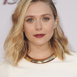 Elizabeth Olsen at arrivals for THE AVENGERS: AGE OF ULTRON Premiere, The Dolby Theatre at Hollywood and Highland Center, Los Angeles, CA April 13, 2015. Photo By: Elizabeth Goodenough/Everett Collection