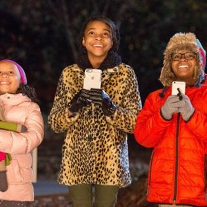 ALMOST CHRISTMAS, l-r: Marley Taylor, Nadej Bailey, Alkoya Brunson, , 2016. ph: Quantrell D. Colbert/©Universal Pictures
