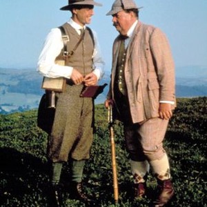 THE ENGLISHMAN WHO WENT UP A HILL BUT CAME DOWN A MOUNTAIN, Hugh Grant, Ian McNeice, 1995.