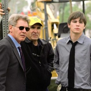 HOLLYWOOD HOMICIDE, Harrison Ford, director Ron Shelton, Josh Hartnett on the set, 2003, (c) Columbia