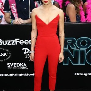 Zoe Kravitz at arrivals for ROUGH NIGHT Premiere, AMC Loews Lincoln Square 13, New York, NY June 12, 2017. Photo By: John Nacion/Everett Collection