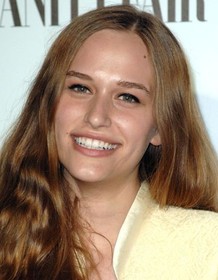 Zoe Graham