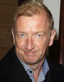 Steffan Rhodri