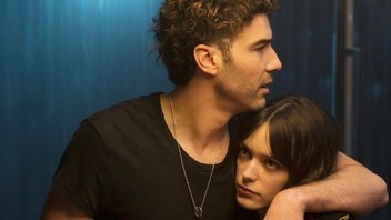 Treat me like fire 2018 watch online free on sale