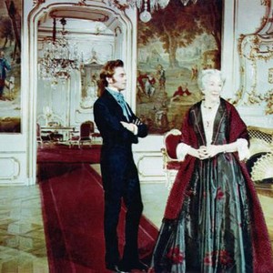 SONG WITHOUT END, from left: Dirk Bogarde as Franz Liszt, Martita Hunt, 1960