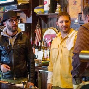 THE DROP, from left: director Michael R. Roskam, Tom Hardy, James Gandolfini, on set, 2014. ph: Barry Wetcher/TM & copyright ©Fox Searchlight. All rights reserved