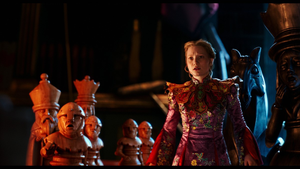 humpty dumpty alice through the looking glass