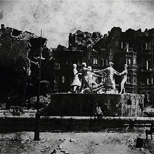 A scene from "Stalingrad." photo 14