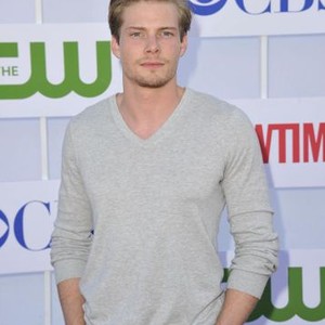 Hunter Parrish at arrivals for CBS, The CW and Showtime Summer 2011 TCA Tour, 9900 Wilshire Blvd, Beverly Hills, CA July 29, 2012. Photo By: Dee Cercone/Everett Collection