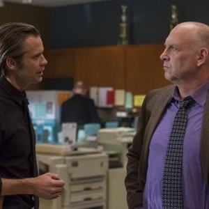 Justified, Timothy Olyphant (L), Nick Searcy (R), 'Outlaw', Season 4, Ep. #8, 02/25/2013, ©FX