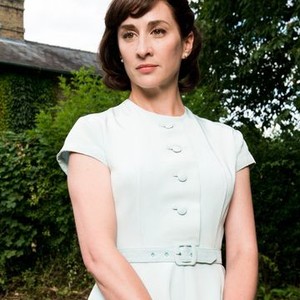 Morven Christie as Amanda Kendall