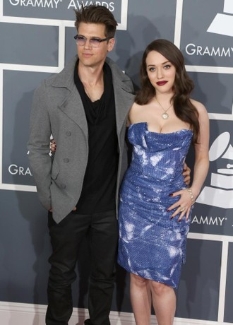 kat dennings blue dress Kat Dennings: Returning to TV!!!