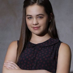 Mary Mouser as Lacey Fleming