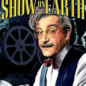 The Smallest Show on Earth photo 5