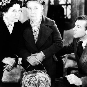 MR. DEEDS GOES TO TOWN, Margaret McWade, Margaret Seddon, Gary Cooper, 1936