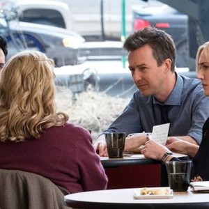 COLLATERAL BEAUTY, FROM LEFT: MICHAEL PENA, ANN DOWD, KATE WINSLET, EDWARD NORTON, 2016./PH: BARRY WETCHER/© WARNER BROS.