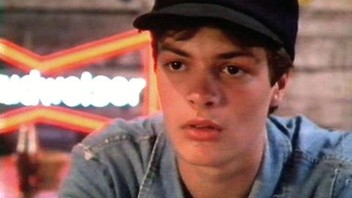 I.F.O.: Identified Flying Object (1987) | Rotten Tomatoes