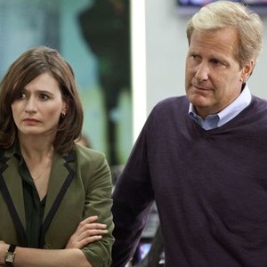Emily Mortimer and Jeff Daniels